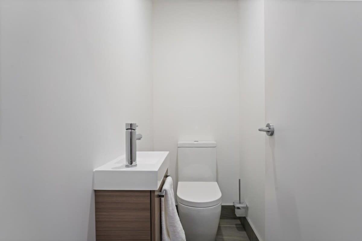 Alps And Lake Retreat Wanaka Albert Town المظهر الخارجي الصورة