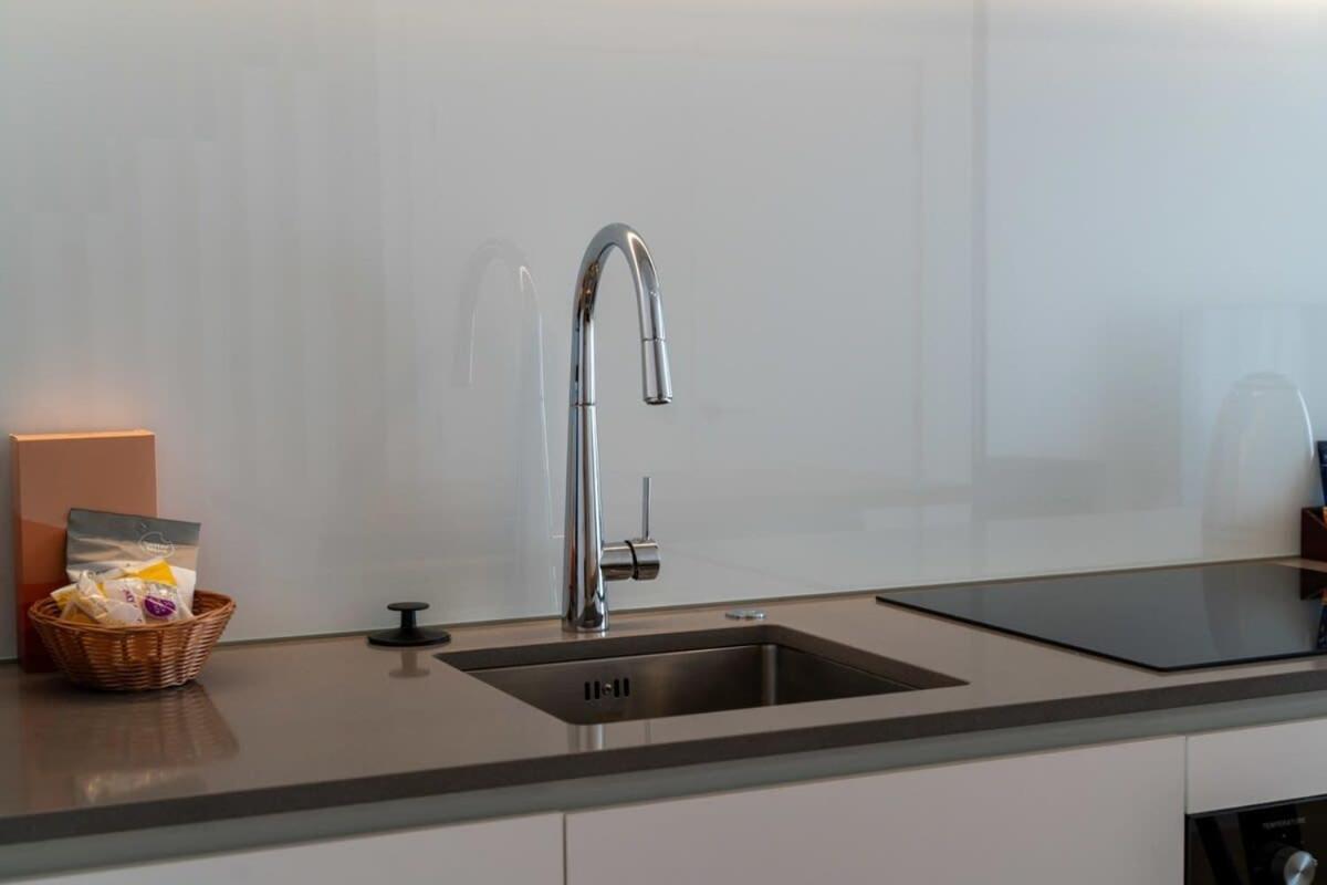 Alps And Lake Retreat Wanaka Albert Town المظهر الخارجي الصورة