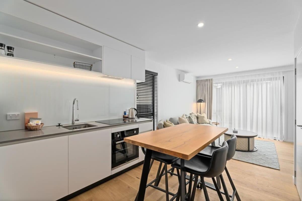 Alps And Lake Retreat Wanaka Albert Town المظهر الخارجي الصورة