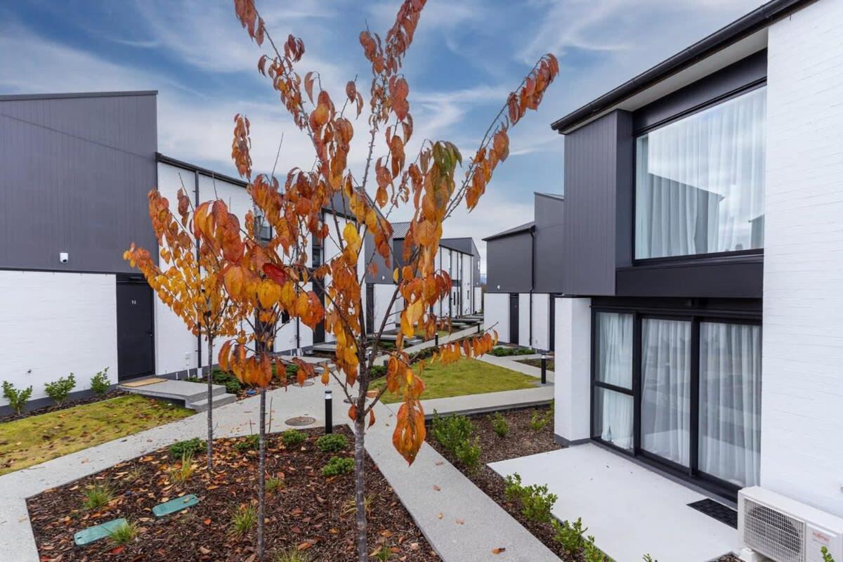 Alps And Lake Retreat Wanaka Albert Town المظهر الخارجي الصورة